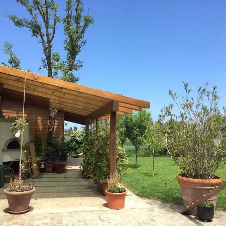 Alojamento de Acomodação e Pequeno-almoço Cascina Vecchia