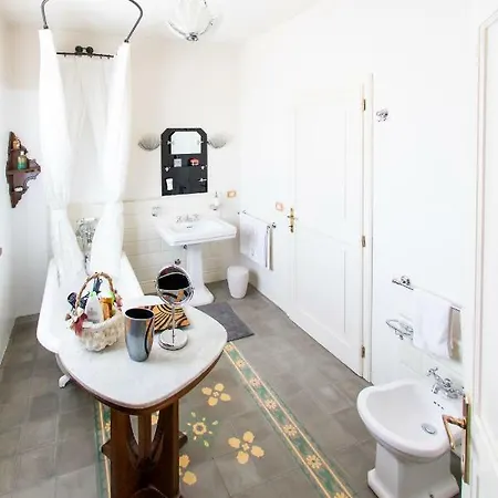 Cascina Vecchia Bellaria Bed & Breakfast *