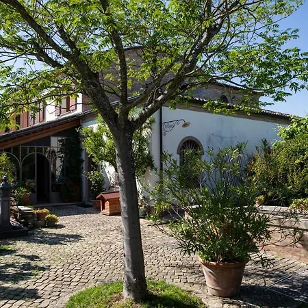 Cascina Vecchia