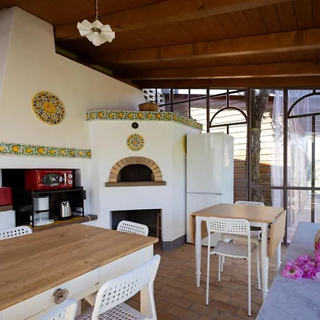 Cascina Vecchia بيلاريا-إيجيا مارينا